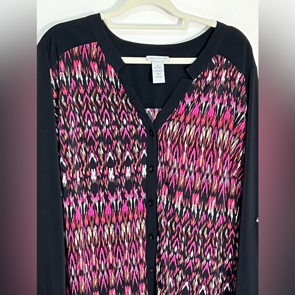 Catherines Blouse Women’s 2X Black Pink Geometric Lightweight Button Up - Picture 2 of 9